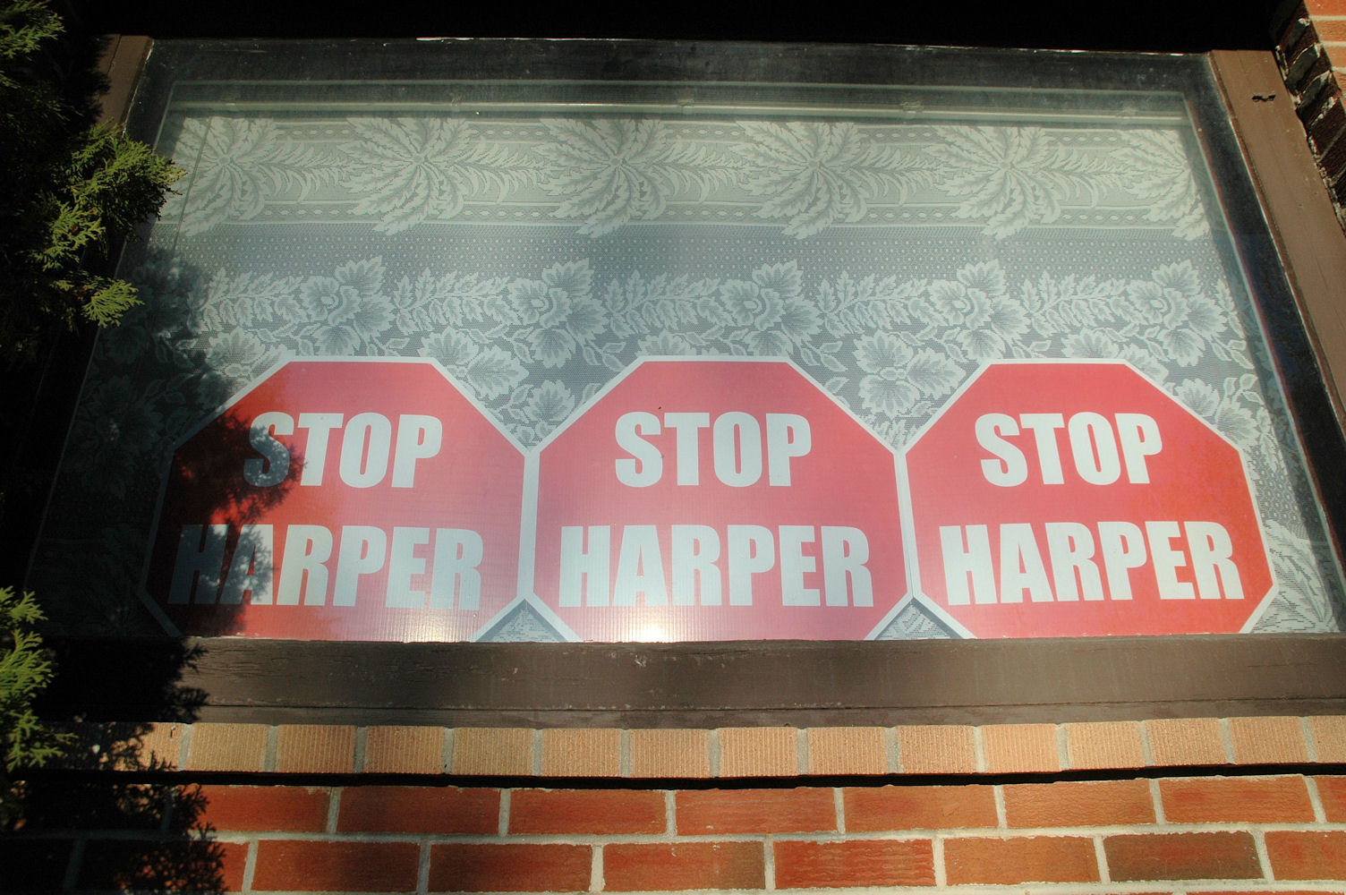 Stop harper signs